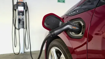 India To Require 400k Charging Stations For 2 Mn EVs By 2026: Report