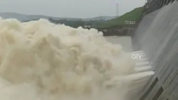 Hirakud Dam Releases Season’s First Flood Water