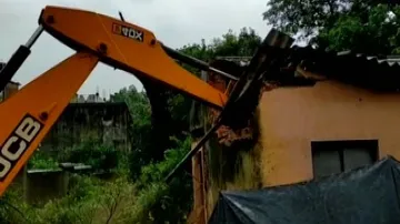 Eviction Begins Around Samaleswari Temple For SAMALEI Project