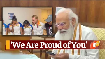 Watch: Emotionally Charged Interaction Between PM Modi & Women’s Hockey Team