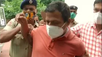 Tainted OSSC Official Sold 900 Insurance Policies, 21 To Job Seekers; 7 Admit Cards Under Scanner