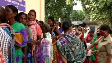 No Vaccine, No Ration: Rumours Spark Jab Rush In Odisha's Sundergarh