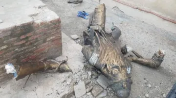 Maharaja Ranjit Singh's Statue Vandalised Once Again In Pakistan