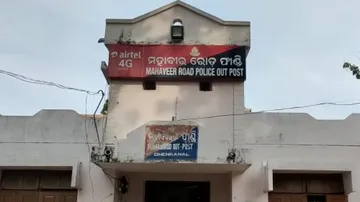 Odisha Man Records Self Video While Committing Suicide Over Wife's 'Illicit Affair' 