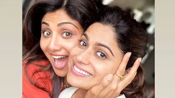 Shilpa Shetty, Shamita Shetty