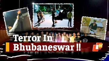 Video of Criminal Gang, Brandishing Weapons, Commissionerate Police