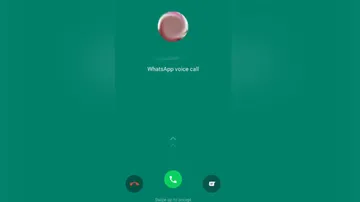 WhatsApp Testing New Interface For Voice Calls