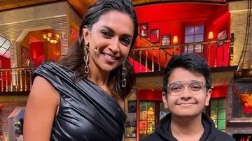 Deepika Padukone on sets of TKSS with a fan