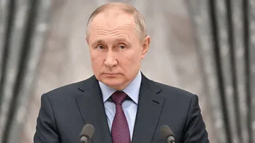 Putin Puts Russian Deterrence Forces On Combat Duty