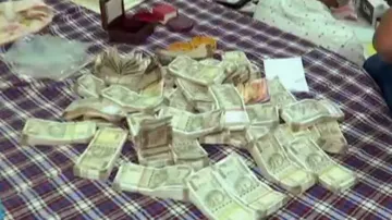 Vigilance Raid At Govt Engineer's House 