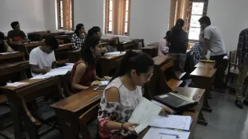 Lure Of Global Jobs Continues To Attract Indian Students To Foreign Varsities