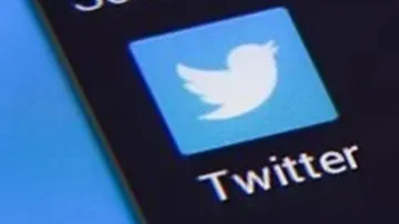 Twitter Likely Reverts Change That Turned Embeds Of Deleted Tweets Into Blank Boxes