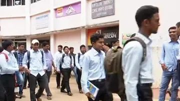 Cap on SFCs stirs up row, Odisha Chhatra Congress warns massive agitation