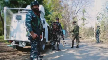 4 terrorists killed in encounter in Shopian; 2 army men dead in accident on way to site