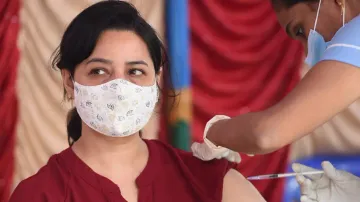 Women with 'Long COVID' have more symptoms than men: Study