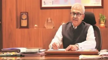 Union Home Secy reviews preparedness in view of cyclone Asani