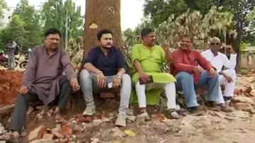Protest grows shriller over felling of trees for MLA quarters in Bhubaneswar