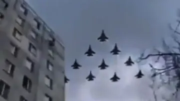 Russia launches airstrikes on Kyiv for the first time in five weeks