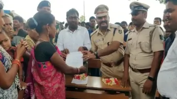 Maoist Sympathisers Surrender Before Police