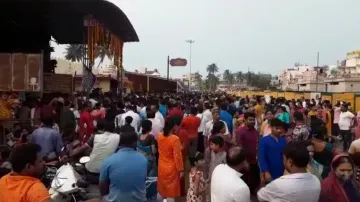 Puri: Rukmini vivah rituals delayed, unprecedented rush of devotees at Srimandir