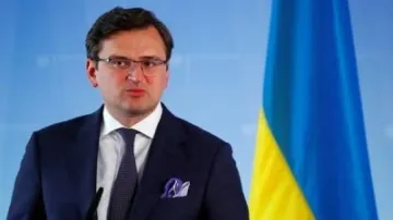 Will fight with shovels if denied Western arms: Ukraine