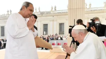 Odisha CM meets Pope Francis in Rome