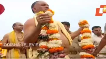 Ratha Yatra 2022: Srimandir servitors perform Agyan Mala Bije rituals