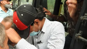 AltNews co-founder Muhammad Zubair being taken to the Patiala House Court