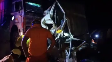 3 killed in tragic road mishap at Bangiriposhi, two minors critical