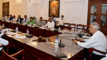 SL PM summons emergency meeting as protesters storm President's house