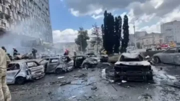 20 killed in Russian strikes in Ukrainian city
