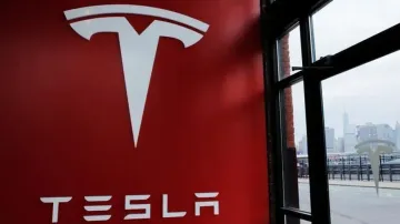 Tesla reveals $170 mn loss from $1.5 bn Bitcoin investment