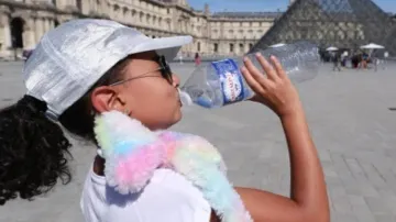Heatwave continues in France, triggering drought alert