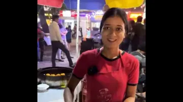Girl selling 'Golgappe'