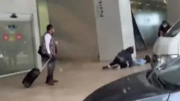 Falling in love: This viral video defines it truly #Watch
