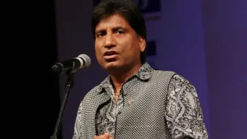 Raju Srivastava suffers heart attack