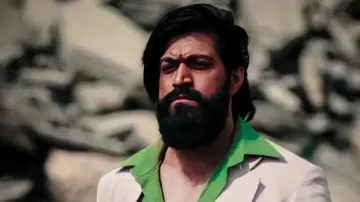 KGF Chapter 3 to go on floors in December 2022? Yash's dreams fulfilled