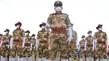 Country gears up to celebrate 75th I-Day with fanfare; full dress rehearsal held in Bhubaneswar 