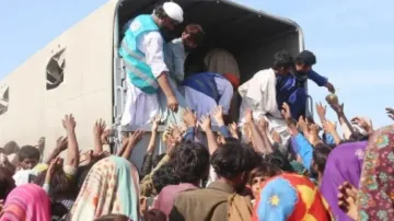 Pakistan receives 100 int'l flights of relief items as flood death toll rises to 1,500