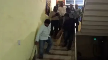 Teachers sweep floor to protest against ADEO’s misbehaviour towards headmaster