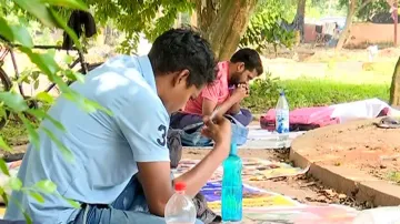 Job aspirants condemn Odisha govt's move to re-appoint retired officials