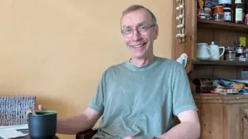 Svante Paabo wins Nobel Prize in Medicine