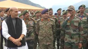 Army Jawan Sings Before Rajnath Singh