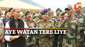Jawans singing, Defense Minister 