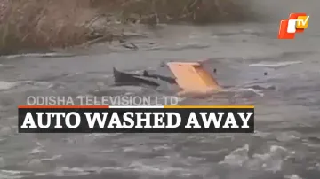 Floodwaters, Auto Rickshaw 