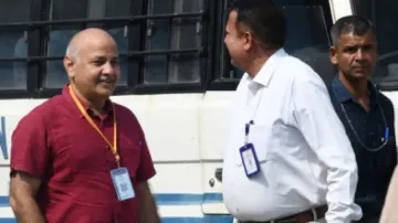 Manish Sisodia leaves after CBI Grilling 