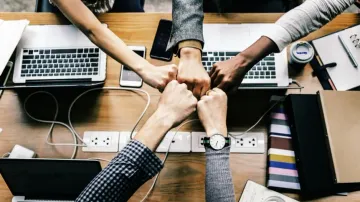 5 ways to tackle bullying at workplace