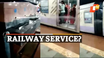 IndianRailways, ViralVideo ,OTVNews