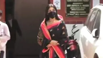  Varsha Priyadarshini 