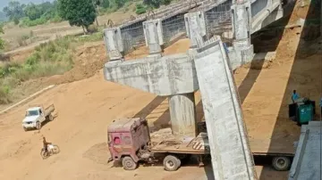 Under-construction Kusei bridge collapses in Keonjhar, 3 workers injured 